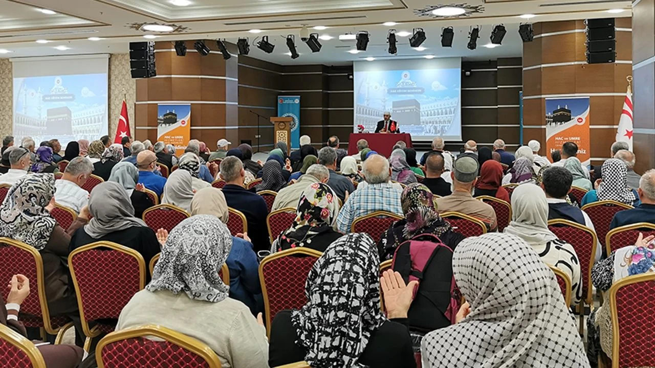 kibris-hac-semineri-11.webp